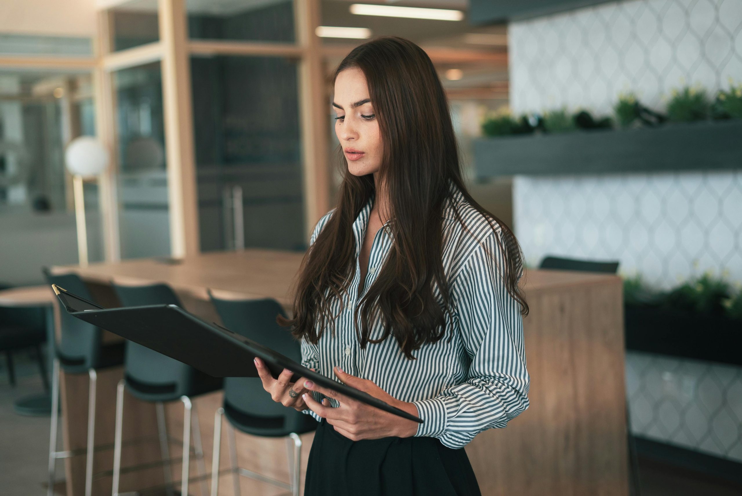 Why Signature Scents Are the Future of Business Branding | Aroma Designers