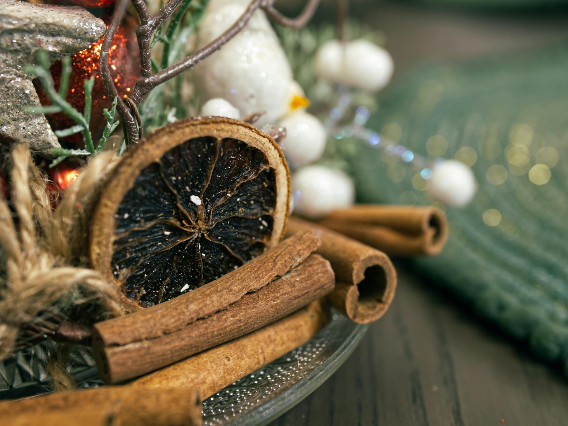Holiday Scenting Guide for Homes & Businesses
